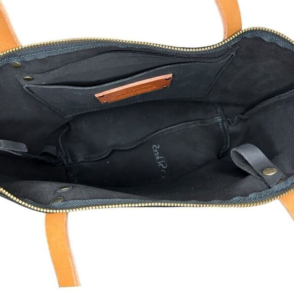 Portland Leather Medium Zip Black with Tan Handles - Picture 6 of 9